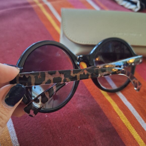 Vintage round sunglasses - Picture 2 of 5